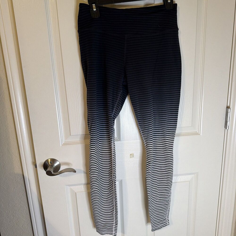 Nike Dri-FIT Women’s M Black/White Striped Ankle Leggings Logo